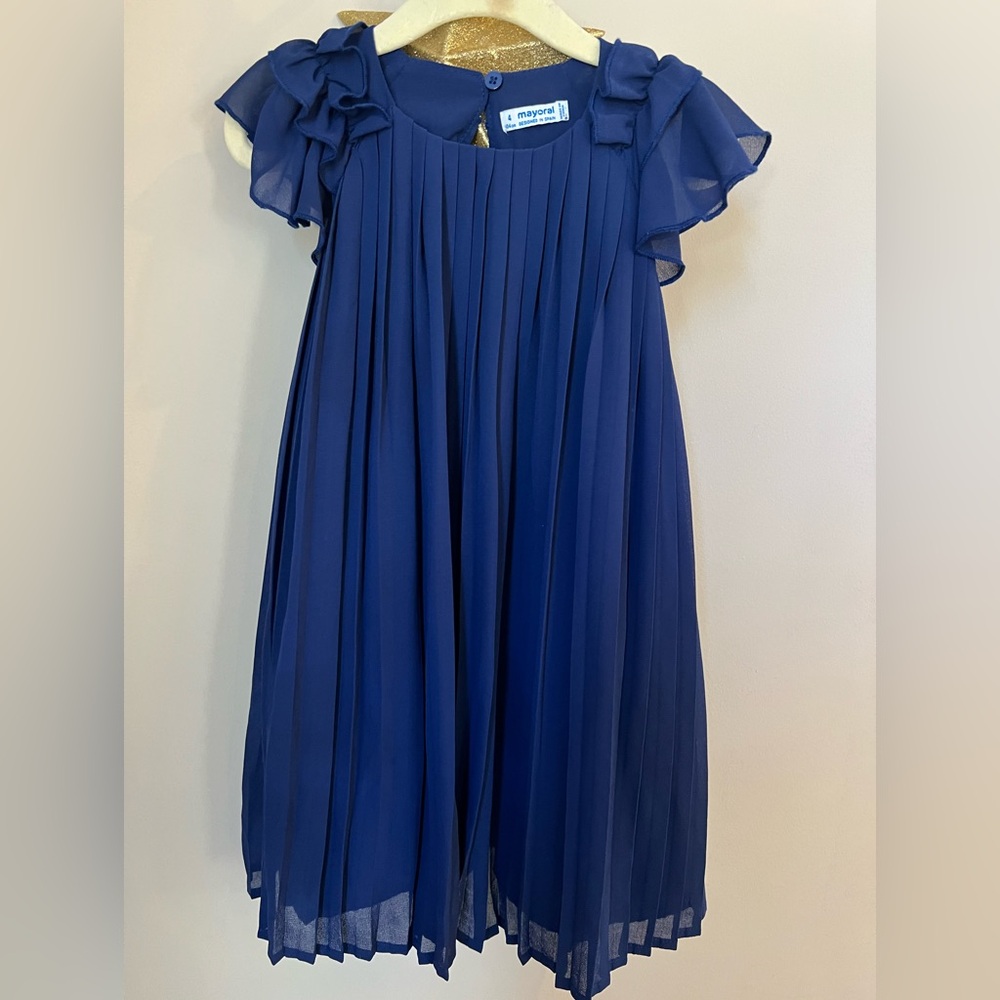 Mayoral Dress - blue - gorgeous pleating and ruffles - size 4/104 cm - USED